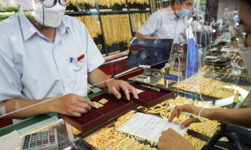 Giá vàng thế giới tăng bùng nổ, trong nước lên gần 66 triệu đồng/lượng