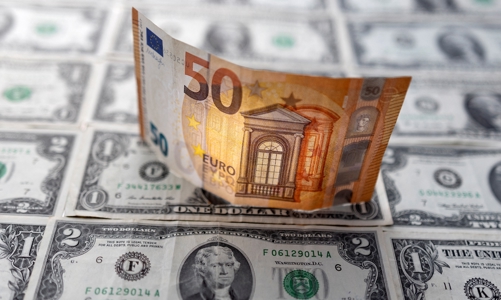 Khi Euro ngang giá USD: Euro mất giá nhiều hay USD tăng quá mạnh?