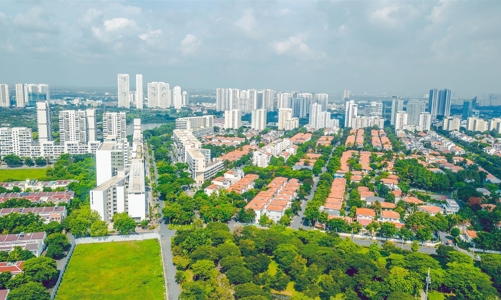 Siết tín dụng, thị trường bất động sản sẽ thanh lọc mạnh