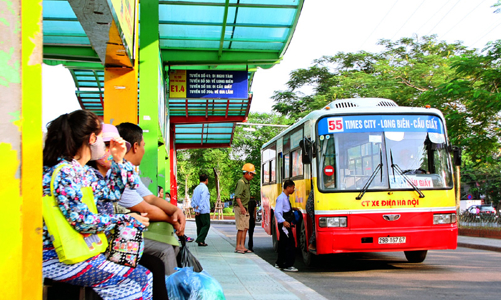 Giải bài toán càng “đốt” ngân sách, hành khách vận tải công cộng càng giảm