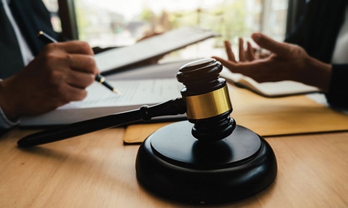 Kiện để được xác nhận tư cách cổ đông!