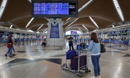 Không cần khai báo thẻ nhập cảnh khi tới Malaysia