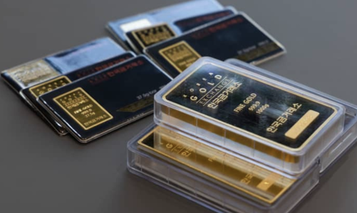 Giá vàng trong nước tiếp tục bùng nổ dù giá thế giới tăng chậm