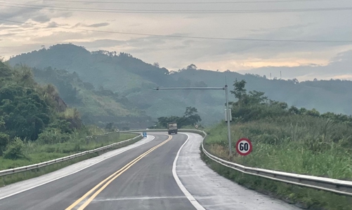 Bộ Giao thông vận tải nói gì về nâng cấp Quốc lộ 4D và mở rộng cao tốc đoạn Yên Bái - Lào Cai lên 4 làn xe?