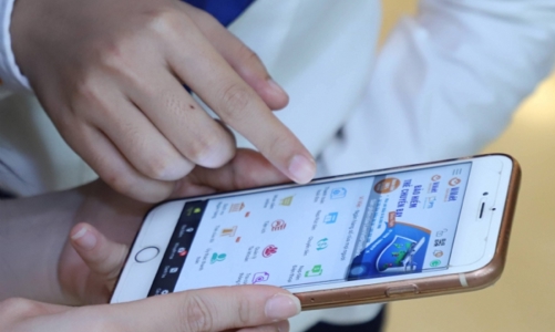 Cạnh tranh khốc liệt trong tuyển dụng nhân sự chuyển đổi số ngân hàng 