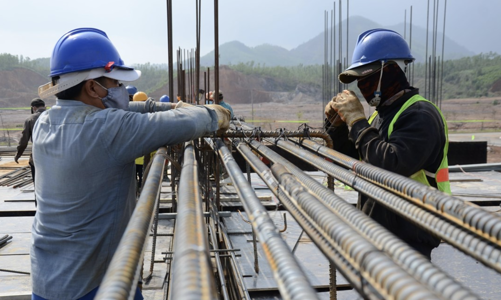 Xuất khẩu sắt thép đảo chiều tăng mạnh 62,8% trong nửa cuối tháng 7