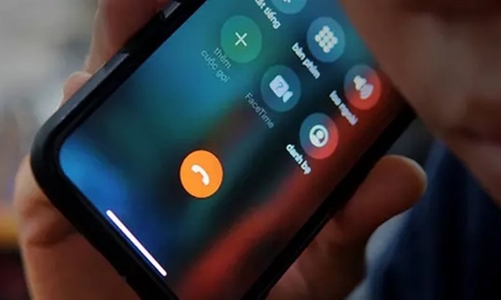 Tải ứng dụng lạ, tài khoản ngân hàng “bốc hơi”