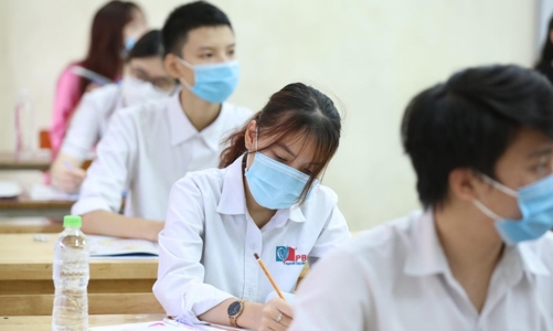 TP.HCM: Giữ nguyên mức thu các khoản trong năm học 2021-2022 để thực hiện cho năm học mới