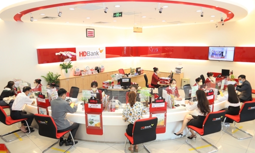 Cổ đông HDBank thông qua phương án nhận chuyển giao bắt buộc một ngân hàng yếu kém