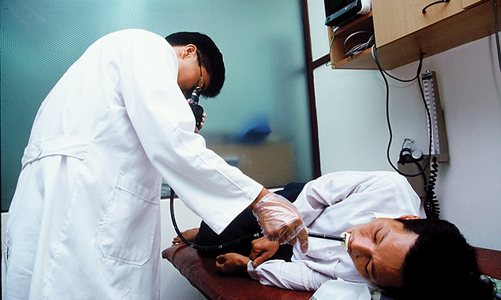 Luật cần quy định cụ thể về tài chính y tế