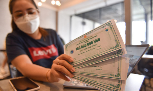 Doanh nghiệp bất động sản cần làm gì để giải quyết khoản nợ trái phiếu sắp đáo hạn?