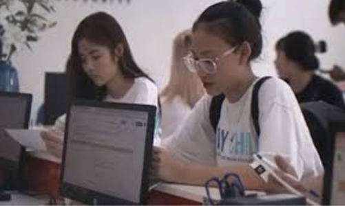 Hơn 1/3 thí sinh thanh toán lệ phí xét tuyển trực tuyến thành công sau hơn 2 ngày