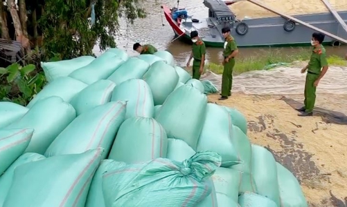 Lúa lậu từ Campuchia vẫn được tuồn vào Việt Nam  