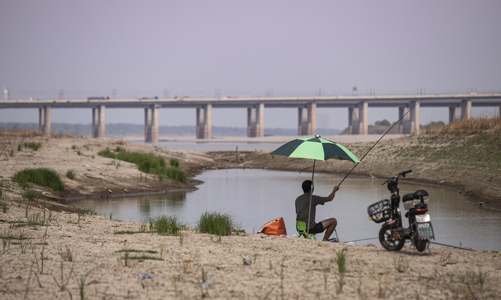  Triển vọng kinh tế Trung Quốc xấu đi trong mắt giới chuyên gia