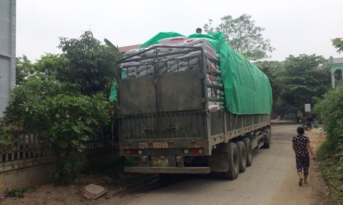 Ghi hình xe quá tải để 