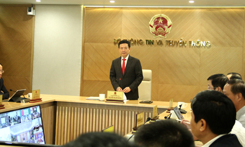 Bộ trưởng Nguyễn Mạnh Hùng: Chuyển đổi số phải lấy người dùng làm trung tâm