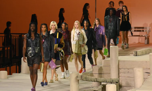 BST Coach Xuân - Hè 2023: Lil Nas X đến với Tuần lễ thời trang New York