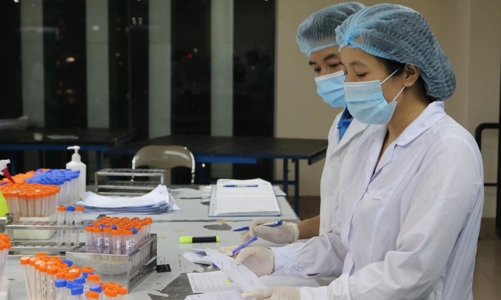 Đề xuất tăng phụ cấp ngành y tế ở mức cao nhất 