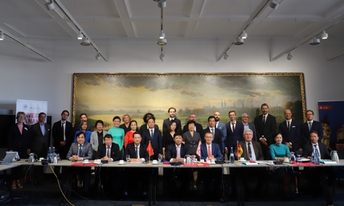 Lãnh đạo thành phố Đà Nẵng trực tiếp sang Đức xúc tiến thương mại, kêu gọi đầu tư 