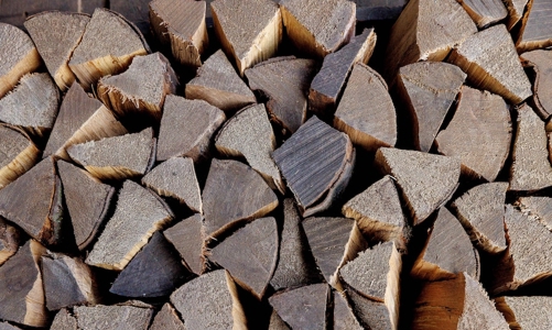 Washington Post: Cơn sốt than, củi và lò đốt khi người dân châu Âu đối diện 