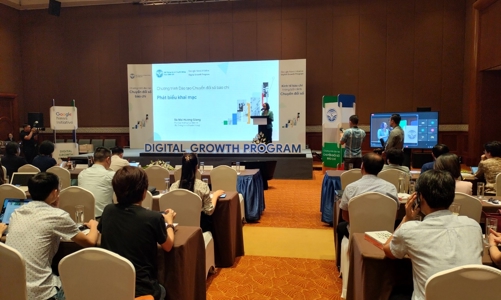 Giải bài toán chuyển đổi số và phát triển kinh tế báo chí