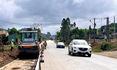 Cân đối nguồn vốn địa phương để đầu tư xây dựng quốc lộ 19E