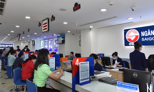 Hoạt động rút và gửi tiền ở một số chi nhánh ngân hàng SCB tại Hà Nội vẫn bình thường