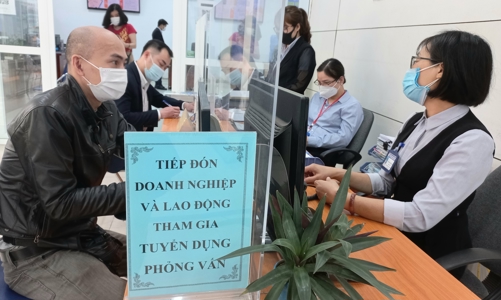 Thị trường lao động phục hồi, nhiều ngành nghề tăng tốc tuyển dụng cuối năm