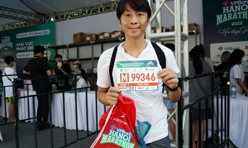 Sôi động giải chạy Marathon quốc tế chính thức của Hà Nội trước giờ tranh tài