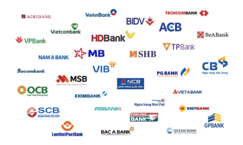 Lợi nhuận nhóm ngân hàng sẽ bị ảnh hưởng từ quý 4 trở đi, định giá vẫn cao so với trước 2020