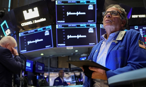 Chứng khoán Mỹ tăng mạnh phiên thứ hai liên tiếp, giá dầu tụt dốc