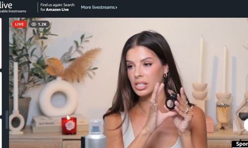 Doanh nghiệp bán lẻ Mỹ cũng muốn có những “ông hoàng son môi”