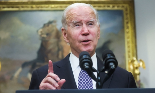 Một tuần trước bầu cử Mỹ, ông Biden xoáy vào vấn đề giá xăng dầu