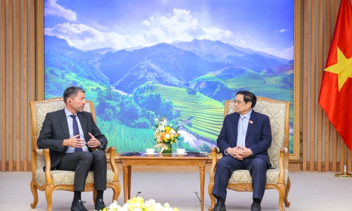 Thủ tướng đề nghị Adidas tiếp tục mở rộng sản xuất kinh doanh tại Việt Nam