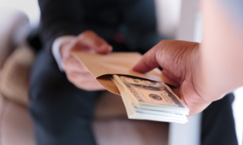 Kế hoạch “lót tay” và “thông thầu” dự án thiết bị y tế ở Cần Thơ