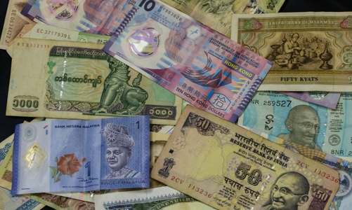 Mối lo về nợ ngoại tệ của châu Á khi đồng USD mạnh lên