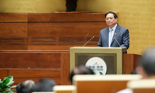 Thủ tướng: Ngân hàng Nhà nước đã kịp thời điều chỉnh biên độ tỷ giá và nâng lãi suất điều hành