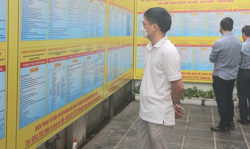 Cần nhiều giải pháp hỗ trợ người lao động mất việc cuối năm