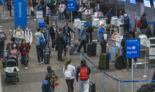 Giá cả tăng cao dịp Lễ Tạ ơn, người Mỹ đổ xô đi du lịch