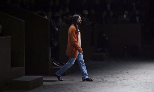 Mức tăng tưởng chững lại là lý do Alessandro Michele rời Gucci?