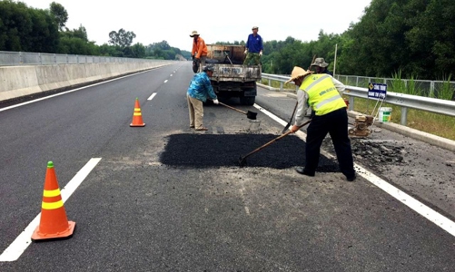 Đề xuất tăng vốn bảo trì đường bộ năm 2023 lên gần 12.000 tỷ đồng