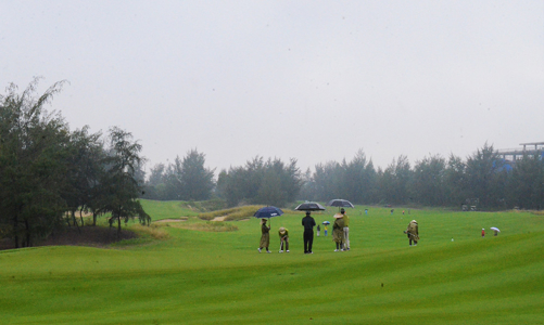 Thanh tra phát hiện vi phạm tại nhiều sân golf