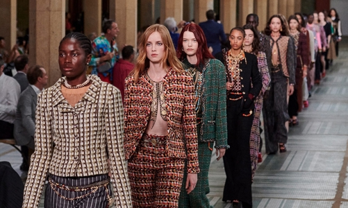 BST chớm thu của Chanel: châu Phi và thời trang xa xỉ