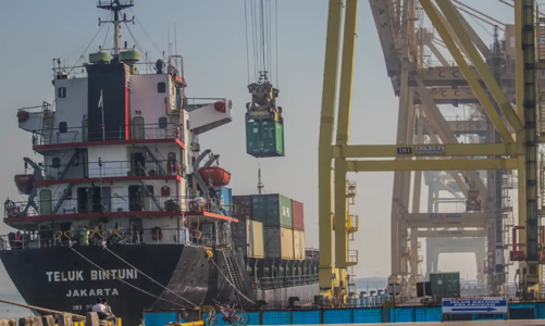 ADB nâng dự báo tăng trưởng kinh tế Việt Nam 2022, hạ dự báo 2023