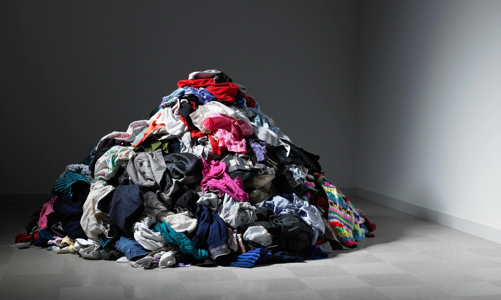 “Cuộc chiến” giữa thời trang nhanh và thị trường bán lại