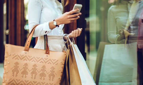 Hai ngành hàng xa xỉ vẫn sống “ổn” giữa cơn bão lạm phát