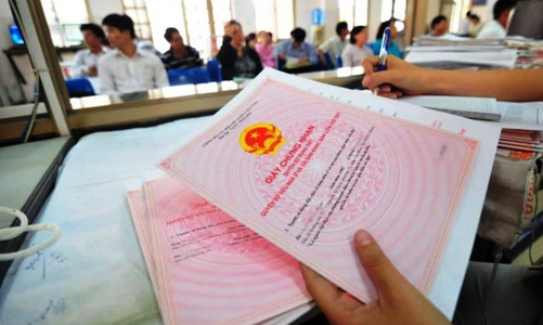 Năm 2023, TP.HCM tập trung giải quyết 14.000 hồ sơ đất đai bị trễ hẹn
