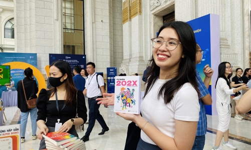 Tác phẩm sách đầu tiên của Việt Nam được phát hành dưới dạng sách NFTs