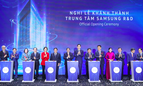 Thủ tướng đề nghị Samsung coi Việt Nam là cứ điểm quan trọng nhất, chiến lược toàn cầu, toàn diện