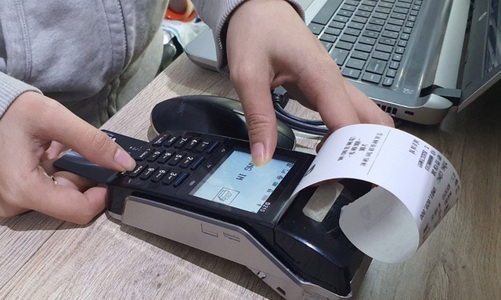 Siêu thị, nhà hàng, khách sạn phải có máy tính tiền kết nối với cơ quan thuế